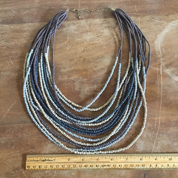 Gorgeous Beaded Necklace NWOT - Picture 3 of 4